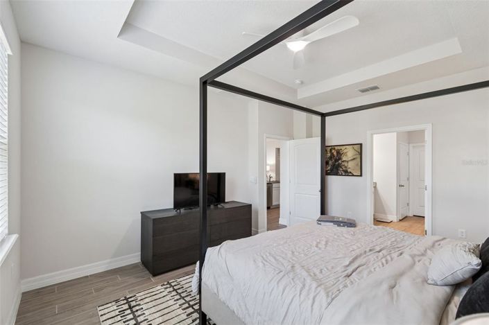 Image No.31-4 Bed House for sale