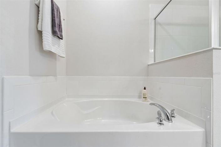 Image No.34-4 Bed House for sale