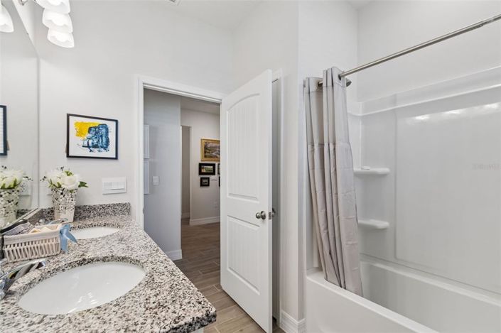 Image No.48-4 Bed House for sale