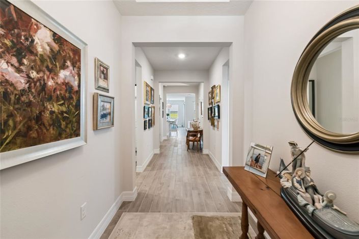 Image No.6-4 Bed House for sale