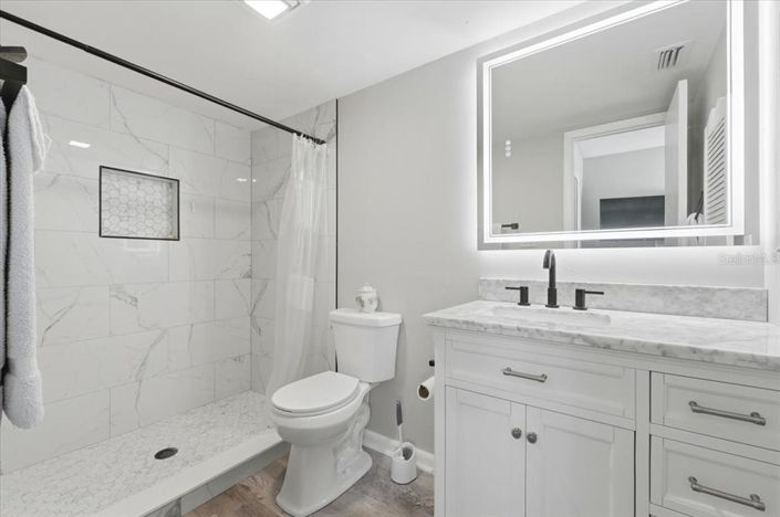 Image No.18-Appartement de 2 chambres à vendre à Saint John