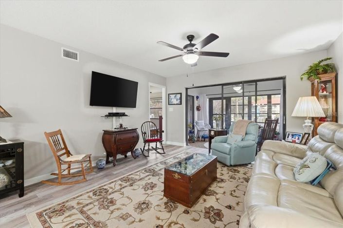 Image No.5-Appartement de 2 chambres à vendre à Saint John