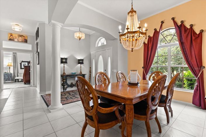 Image No.2-4 Bed House for sale