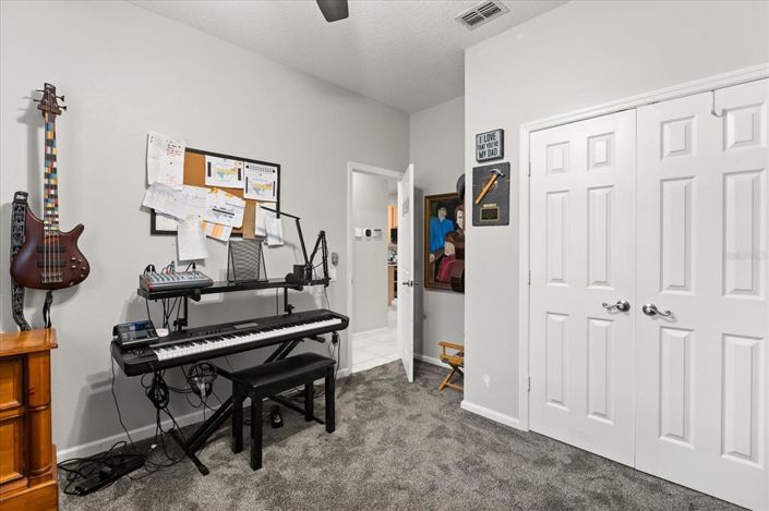 Image No.20-4 Bed House for sale