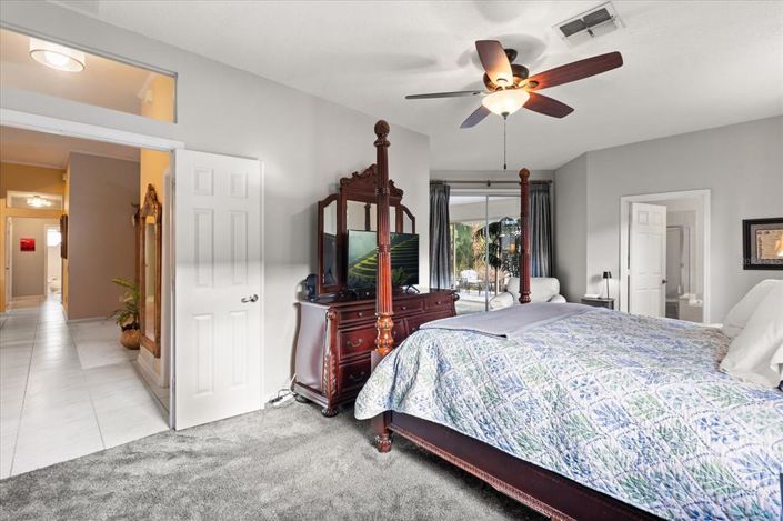 Image No.22-4 Bed House for sale