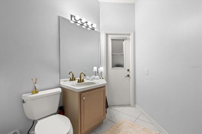 Image No.26-4 Bed House for sale