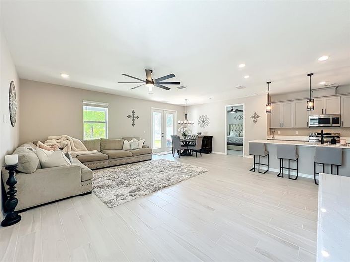 Image No.20-4 Bed House for sale