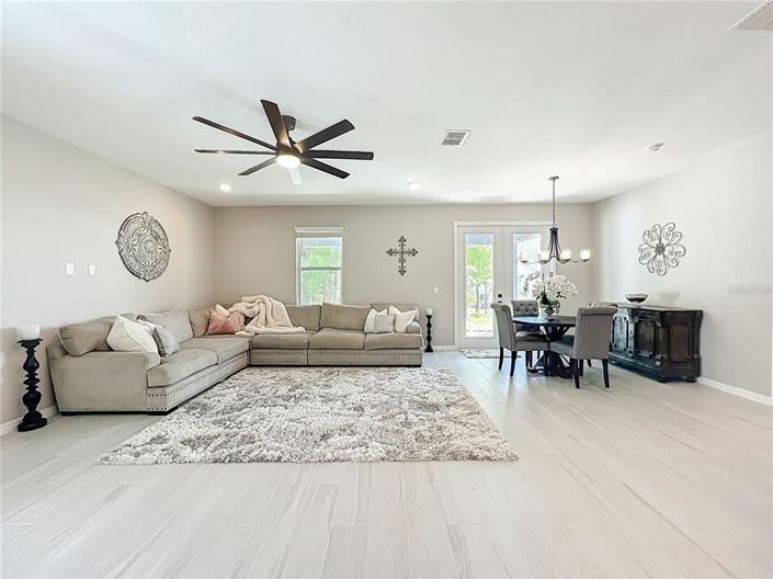 Image No.21-4 Bed House for sale