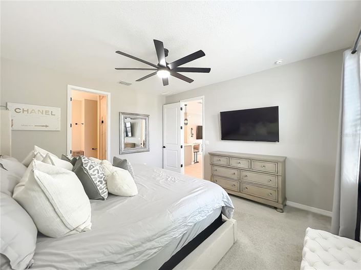 Image No.37-4 Bed House for sale