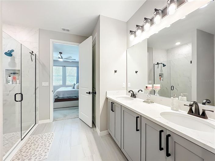 Image No.45-4 Bed House for sale