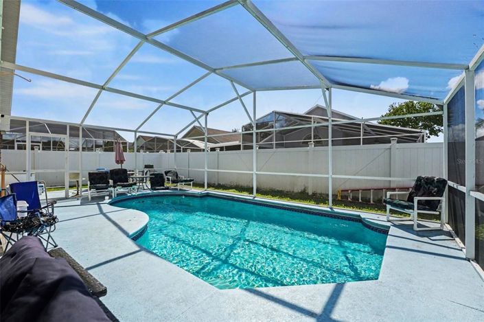 Image No.2-Maison de 4 chambres à vendre à Saint John