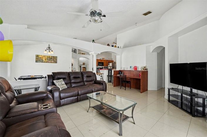 Image No.3-Maison de 4 chambres à vendre à Saint John