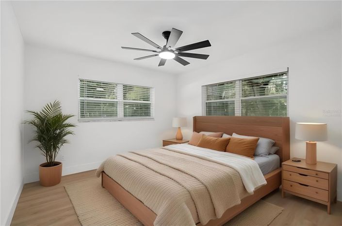 Image No.16-3 Bed House for sale