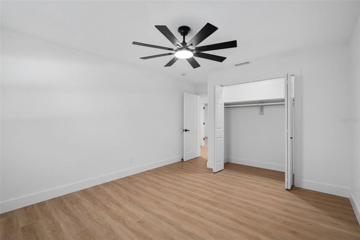 Image No.39-3 Bed House for sale