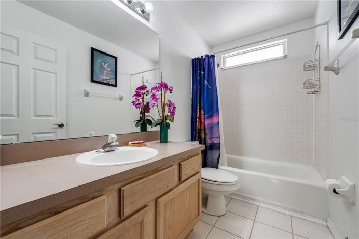 Image No.17-4 Bed House for sale