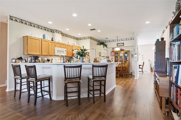 Image No.13-5 Bed House for sale