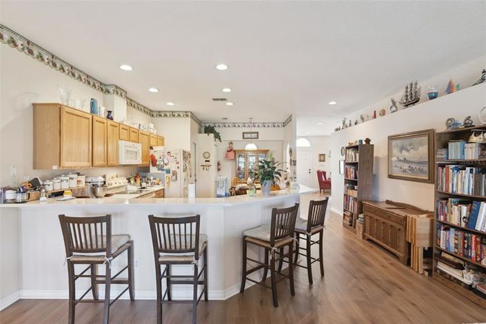 Image No.14-5 Bed House for sale