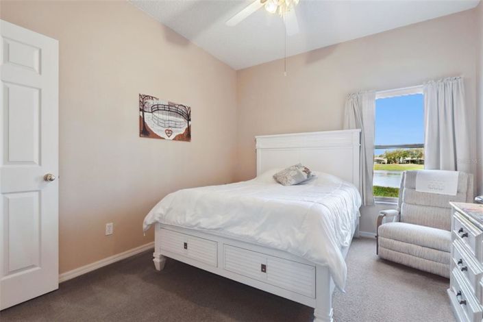 Image No.18-5 Bed House for sale