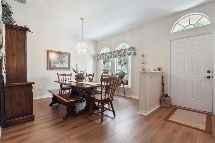 Image No.4-5 Bed House for sale