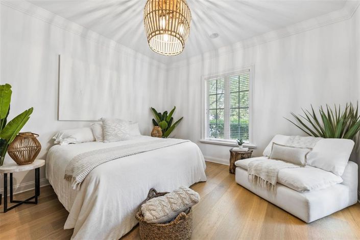 Image No.22-6 Bed House for sale