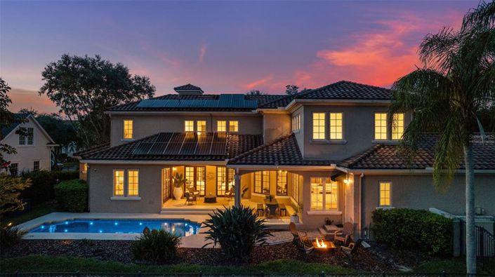 Image No.38-6 Bed House for sale