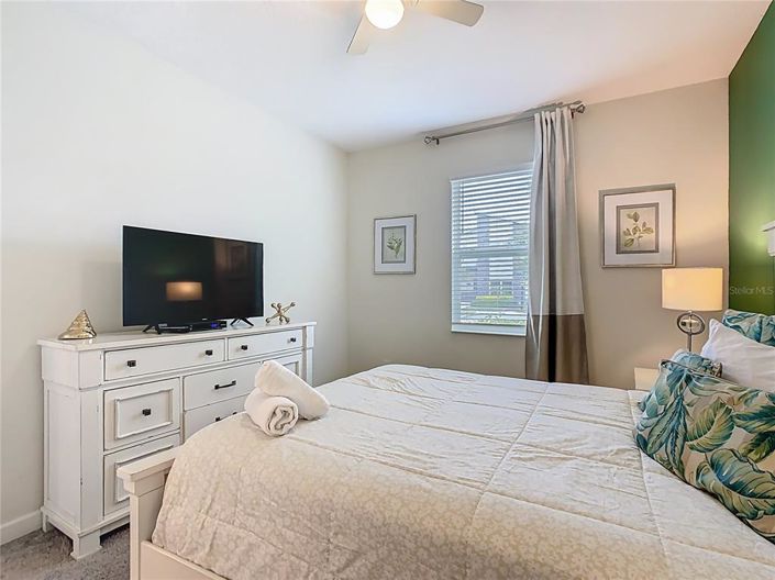 Image No.26-8 Bed House for sale