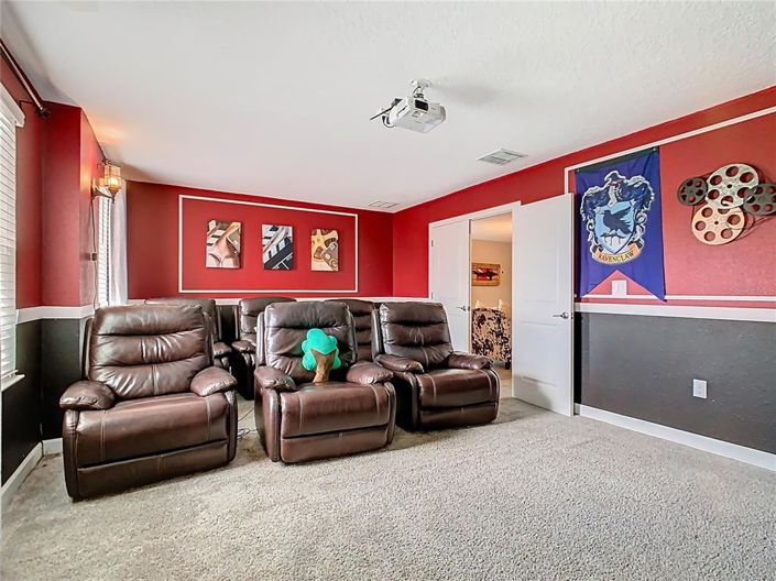 Image No.31-8 Bed House for sale