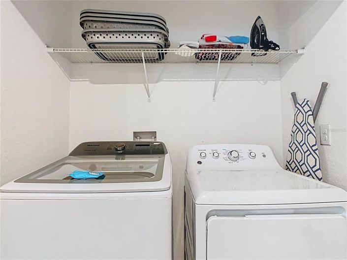 Image No.42-8 Bed House for sale