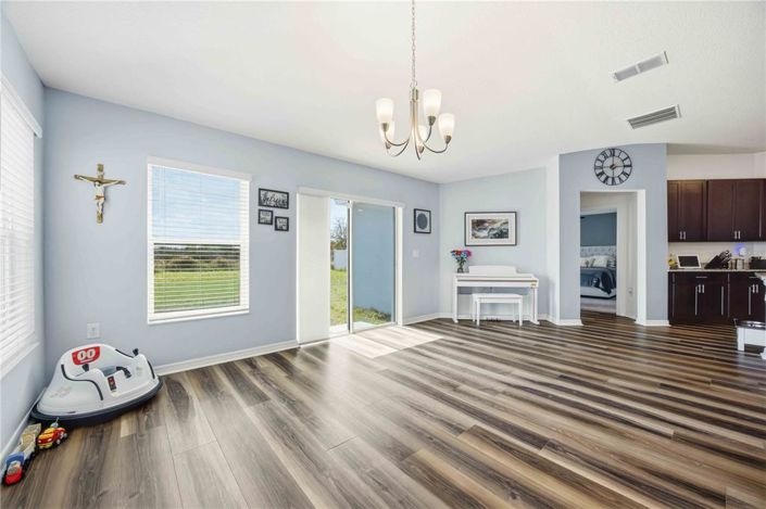 Image No.10-Maison de 4 chambres à vendre à Saint John