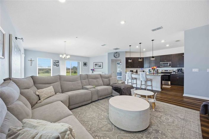 Image No.8-Maison de 4 chambres à vendre à Saint John