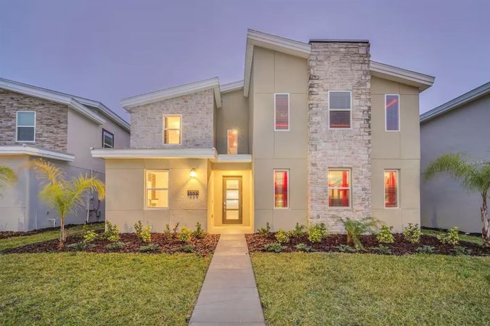 Image No.2-Maison de 8 chambres à vendre à Saint John