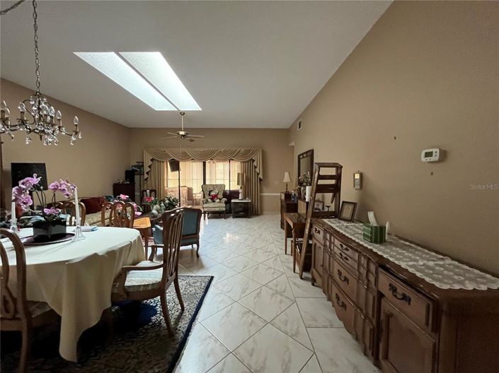 Image No.12-3 Bed Townhouse for sale