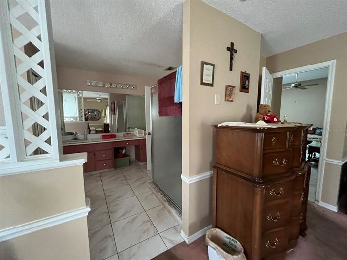 Image No.21-3 Bed Townhouse for sale