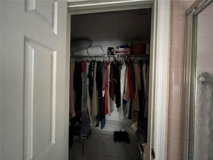 Image No.23-3 Bed Townhouse for sale