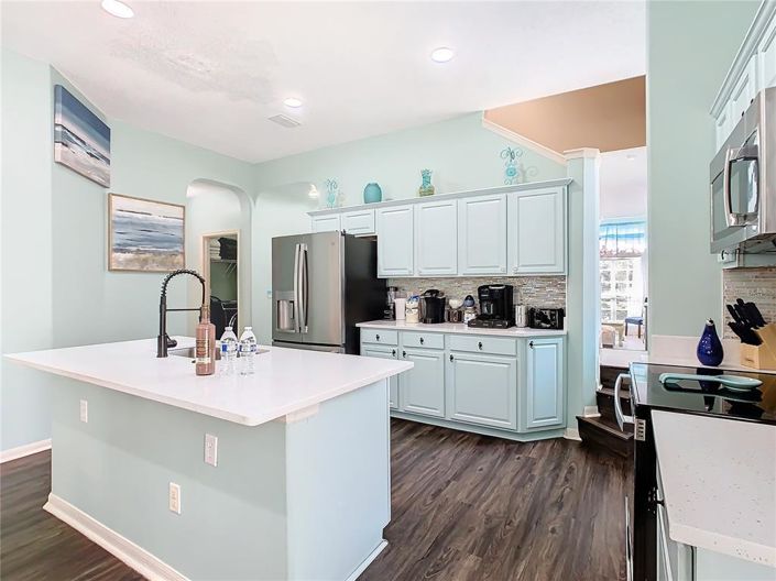 Image No.15-6 Bed House for sale