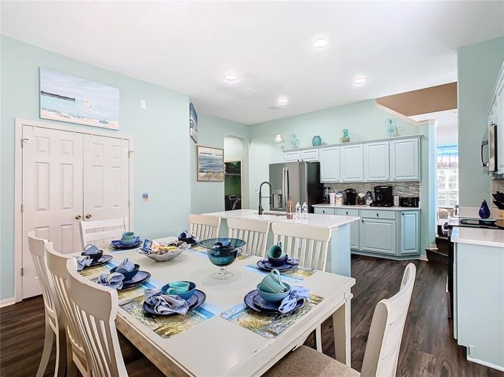 Image No.18-6 Bed House for sale