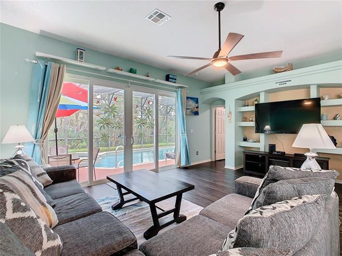 Image No.21-6 Bed House for sale