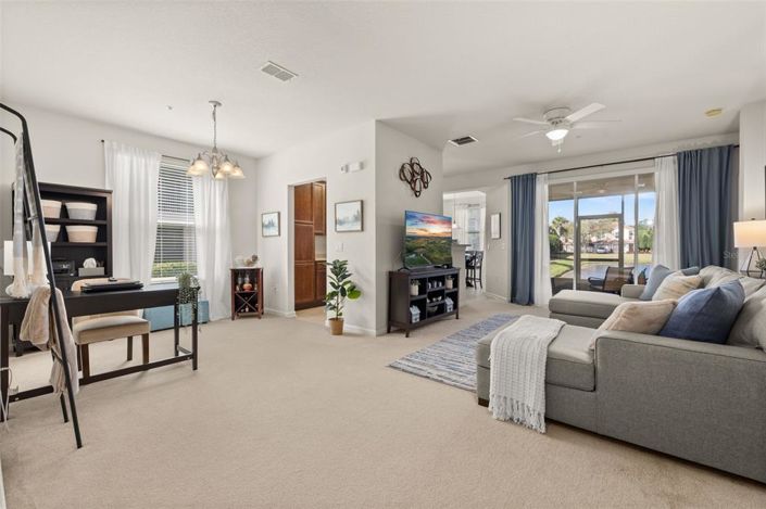 Image No.12-Appartement de 2 chambres à vendre à Saint John