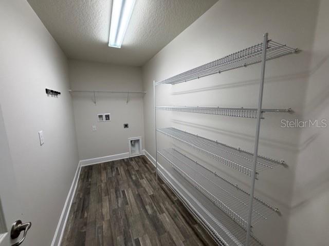 Image No.13-4 Bed House for sale