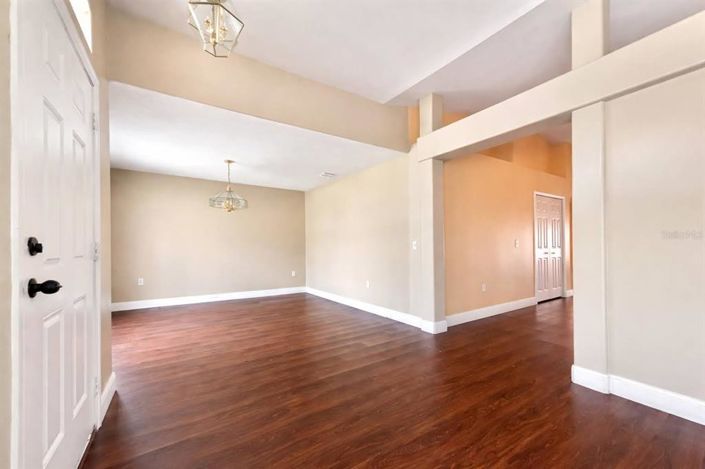 Image No.5-3 Bed House for sale