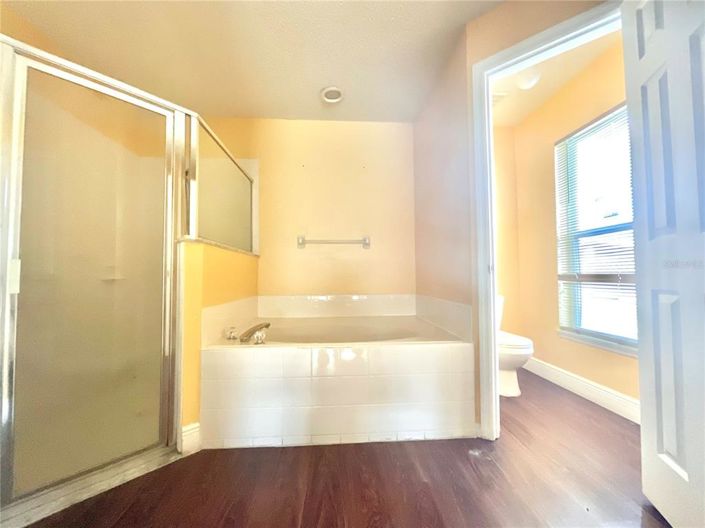 Image No.7-3 Bed House for sale