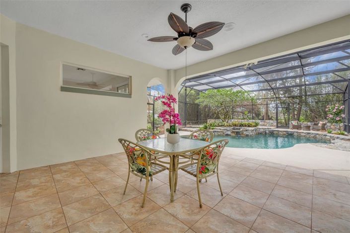 Image No.20-4 Bed House for sale