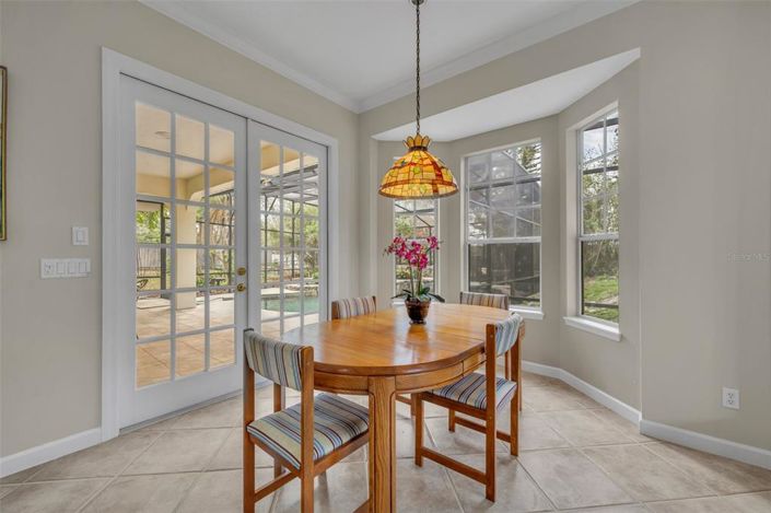 Image No.21-4 Bed House for sale