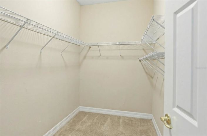 Image No.13-4 Bed House for sale