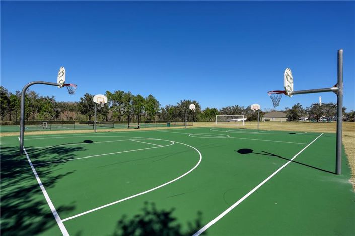 Image No.26-4 Bed House for sale