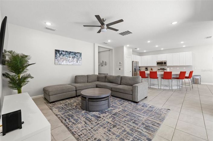 Image No.16-6 Bed House for sale