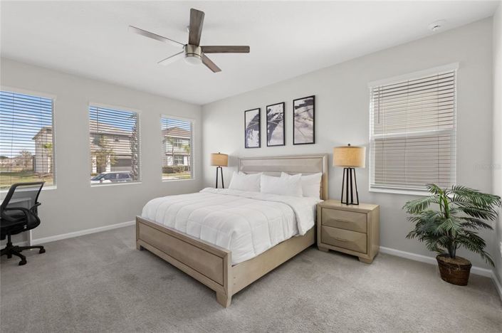 Image No.2-6 Bed House for sale