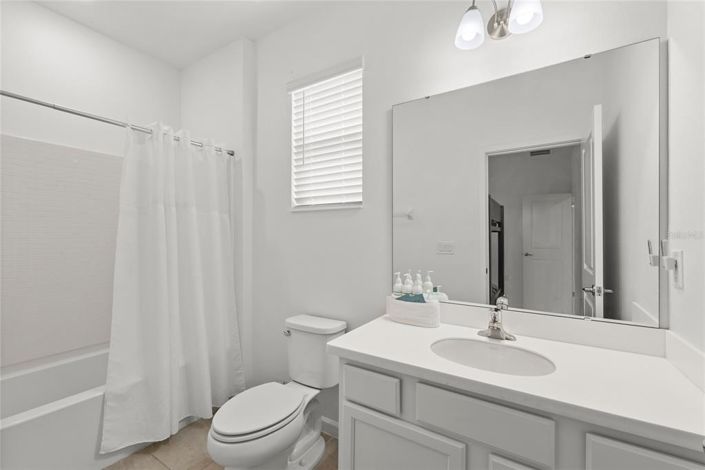 Image No.28-6 Bed House for sale