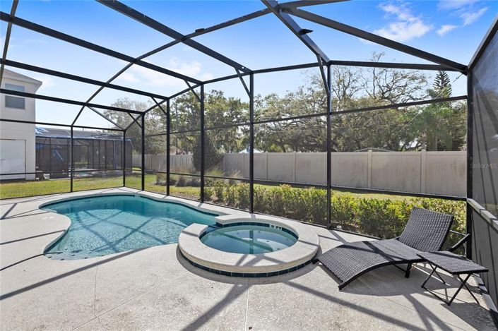 Image No.37-6 Bed House for sale