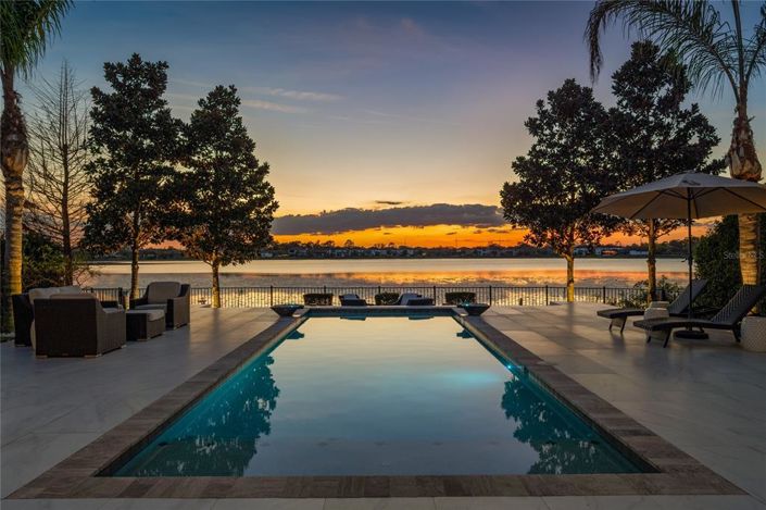 Image No.32-5 Bed House for sale